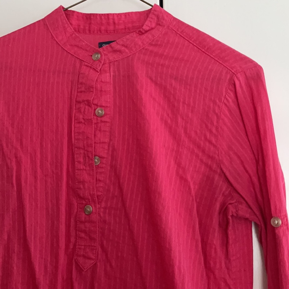 Pink gap blouse. - Picture 2 of 4